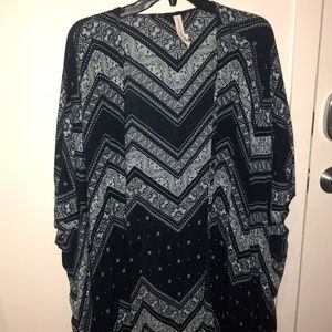 Aeropostale Patterned Kimono